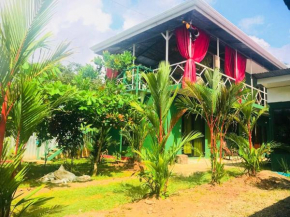  Guest House Pura Vida  Кепос